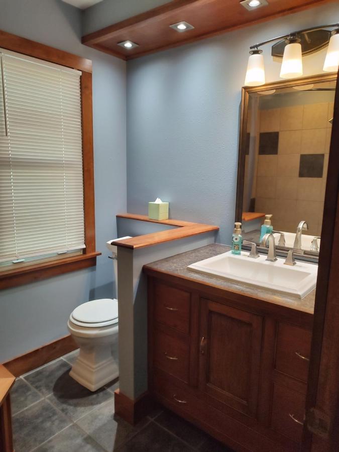 Charming, 1-Bedroom, Open Concept House La Crosse Luaran gambar